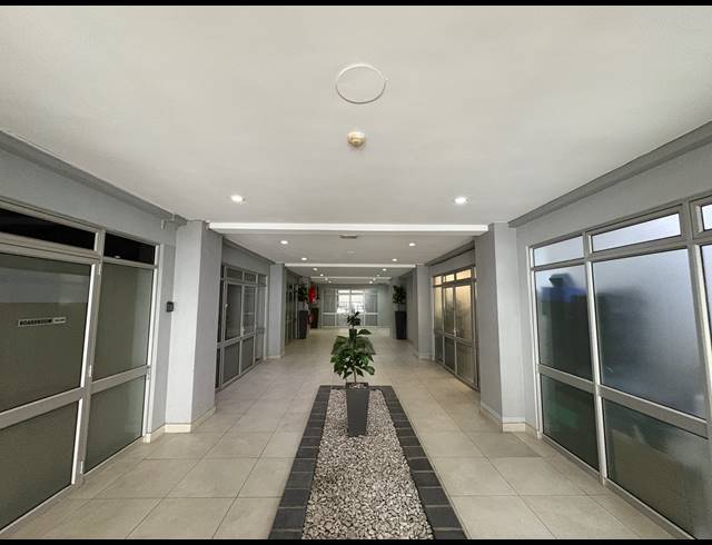 200M² OFFICE TO LET IN GARDENS